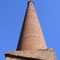 chimenea de horno en ex fábrica de ladrillos Ctibor