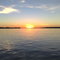 Pôr-do-sol visto do meio do Rio Uruguai