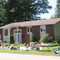 Maison des Girards de Buckingham pendant une vente de garage (été 2008)