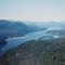 Le Fjord de Port Alberni dans l'Ile de Vancouver, vue d'hélicoptère