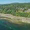 Between Myrtle Rocks and Black Point