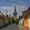 Kirche und Siedlungsstrasse