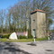 Arensch - Ortsstein mit Trafostation Ecke Sahlenburger Waldweg/Am Ostrand