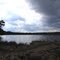 bei Ostertimke: Bullensee mit Regenwolke