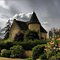 CÉNAC-ET-SAINT-JULIEN [24] : Maison dans le bourg de Cénac.