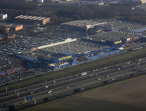 Ikea Paris Nord 2 La Voie Ferree Desaffectee Reliant Paris