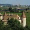 Château de La Palud (Quincié-en-Beaujolais) au loin Régnié avec ses 2 clochers