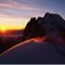 Dôme de Rochefort et Grandes Jorasses au lever du jours © René Robert
