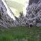Couloir des ranges.  Corridor ranges.