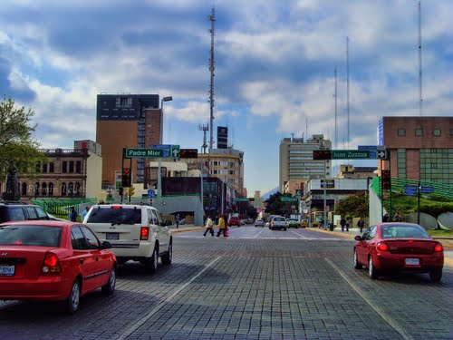 Calle Padre Mier y Zuazua