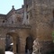 dans la cour du Chateau de Rochegude