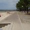 douche obligatoire pour ne pas rapporter trop de sable à la maison -Andernos