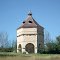 Miramont-Latour. La Garrière: pigeonnier hexagonal