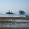 Καράβια βγήκαν στη στεριά,  ships washed ashore