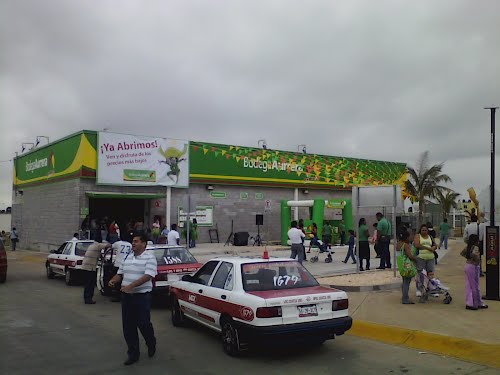 bodega aurrera las dunas