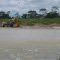 Extrayendo material en río Chirripó
