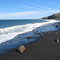 Playa de arena negra en Santa Rosalia