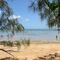 Praia na Ilha de Santo Aleixo - PE - Brasil