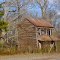 VIRGINIA: SURRY: DENDRON: ruined house on New Design Road (S.R. 616) near view