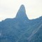 pedra ao lado do Dedo de Deus ,1