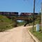 Locomotivas de comboio parado no pátio da Estação Engenheiro Acrísio em Mairinque - Variante Boa Vista-Guaianã km 167