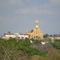 Igreja e palácio episcopal vistos do Colégio Reunida