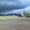 Avião estacionado no patio de manobras do aeroporto JK
