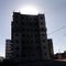Prédio em construção, pela manhã