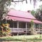 Old Decubellis Homestead, board n' batton cracker (4-1997)