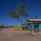 THE station essence sur la route dans le centre australien