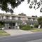 White Manor Motel